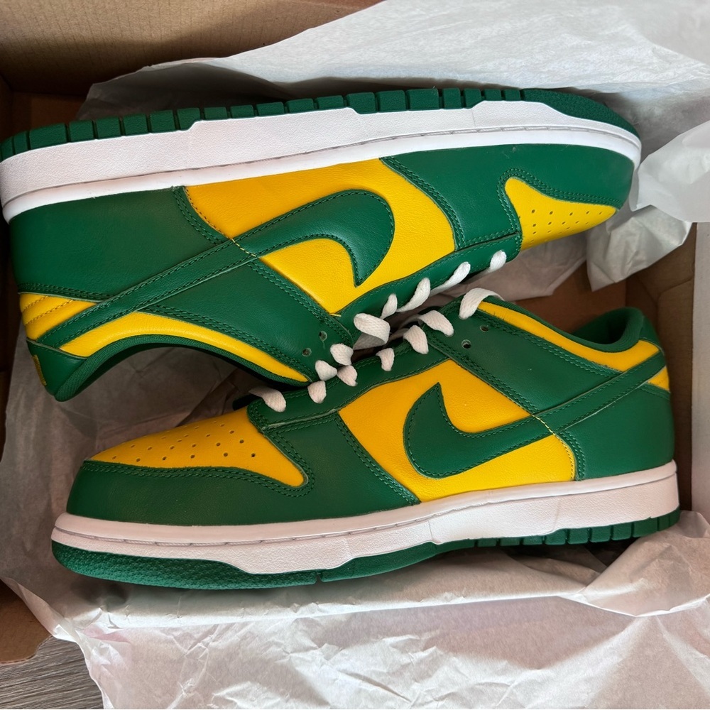 NWT Nike Dunk Low Brazil - Size 9.5 Men - Picture 2 of 11